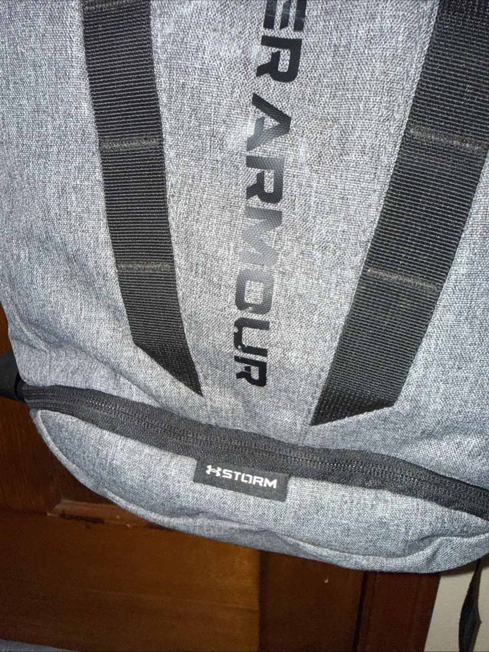 Under Armour Hustle 5.0 Backpack 1361176 Gray/Black UNISEX